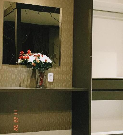 스위트 킹사이즈 침대, Pak Suites