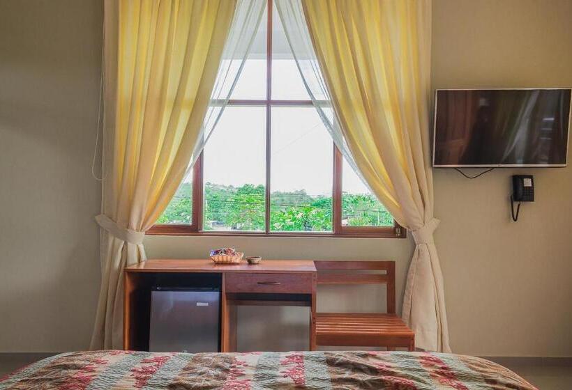 Номер Стандарт, La Floresta Tarapoto Hostal