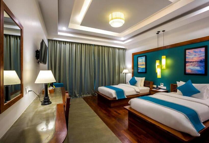 شقة 5 غرف نوم, The Tito Suite Residence
