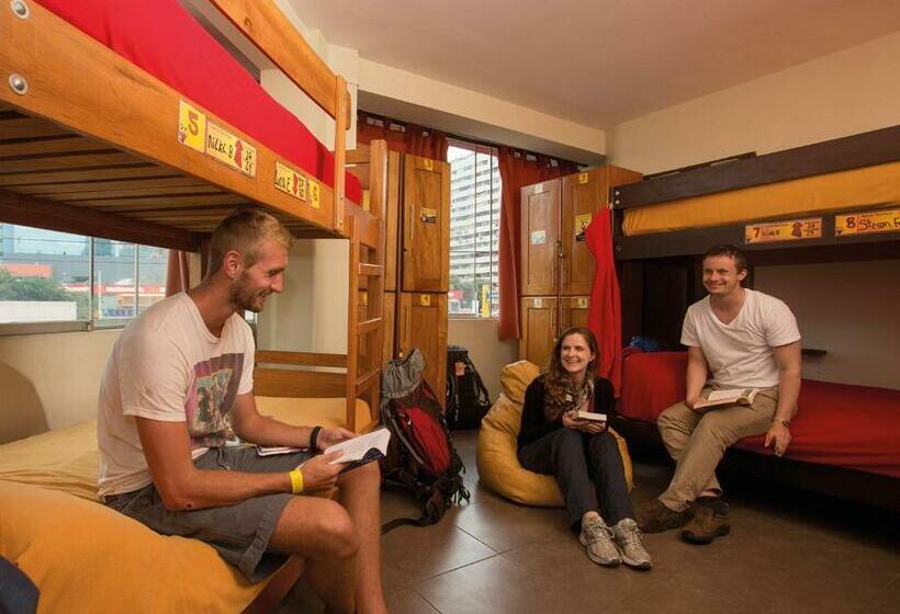 공동 객실, Pariwana Hostel Lima