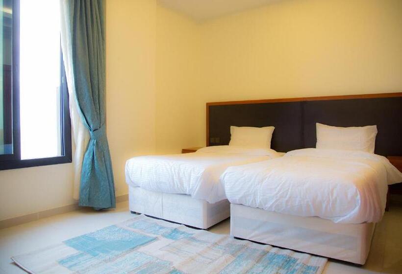 Люкс Семейный 2 Спальни, Rama Yanbu Hotel Suite