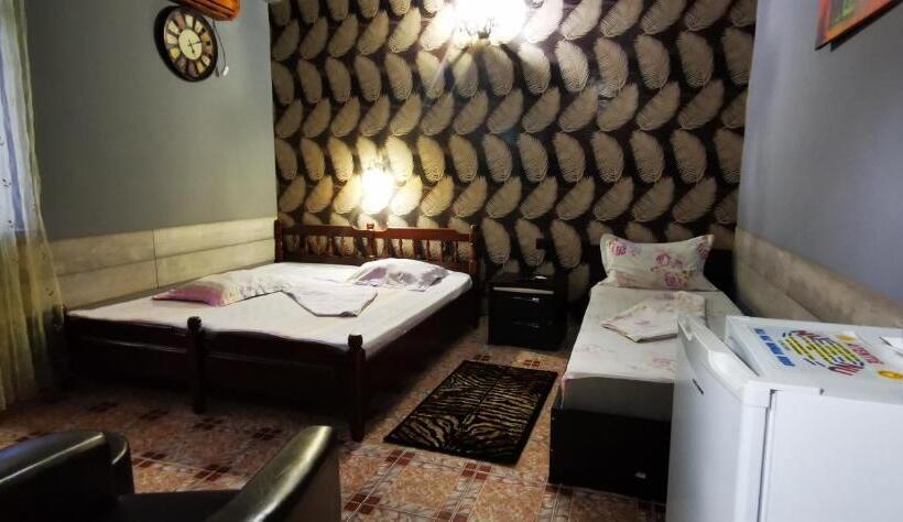اتاق استاندارد سه تخته با بالکن, Max   Mamaia Nord
