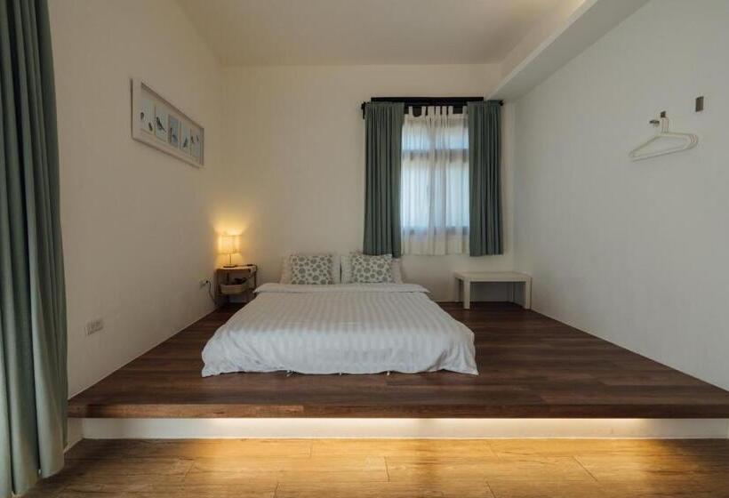 اتاق استاندارد, 5963 Turn Right B&b