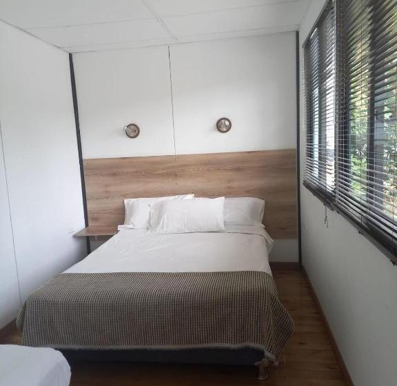 Семейный Номер, Star Center Hotel Boutique, Centro De Entrenamiento Deportivo Y Conveniencias A Dos Pasos Del Aeropu
