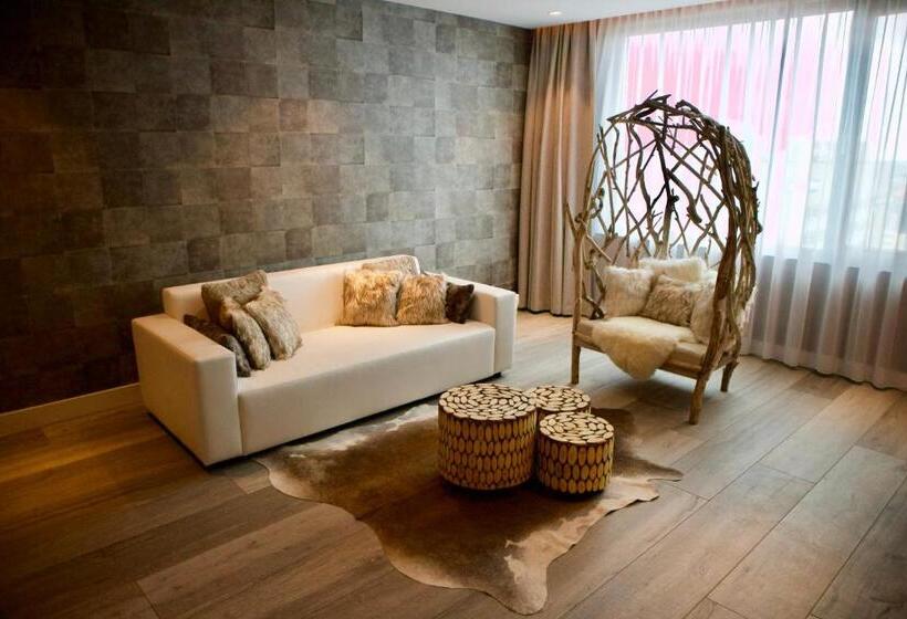 Люкс, Van Der Valk Hotel Utrecht