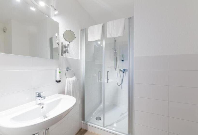 Номер Стандарт с Балконом, Friends Hotel Bad Salzuflen