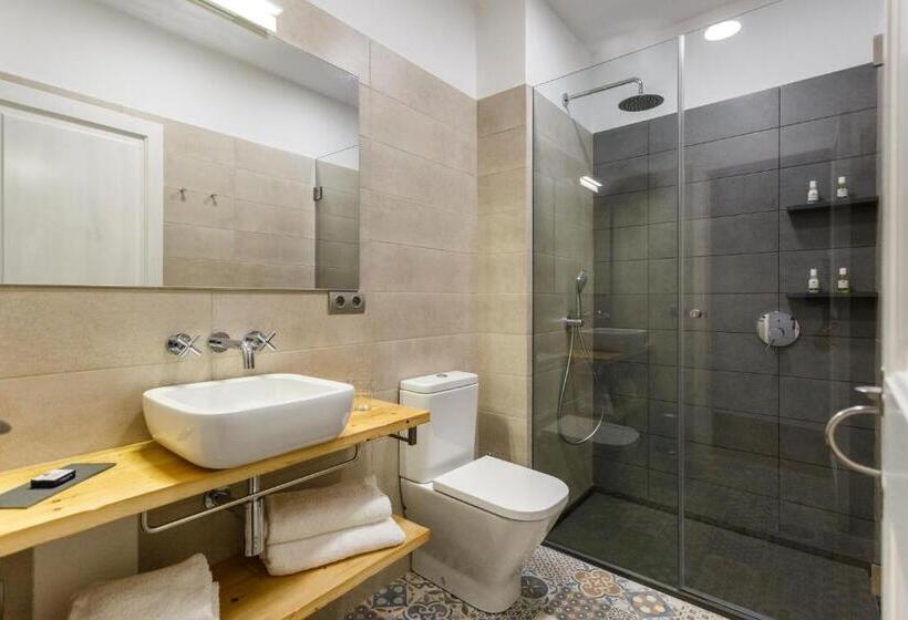 Полулюкс, Petit Hotel 5 Fars