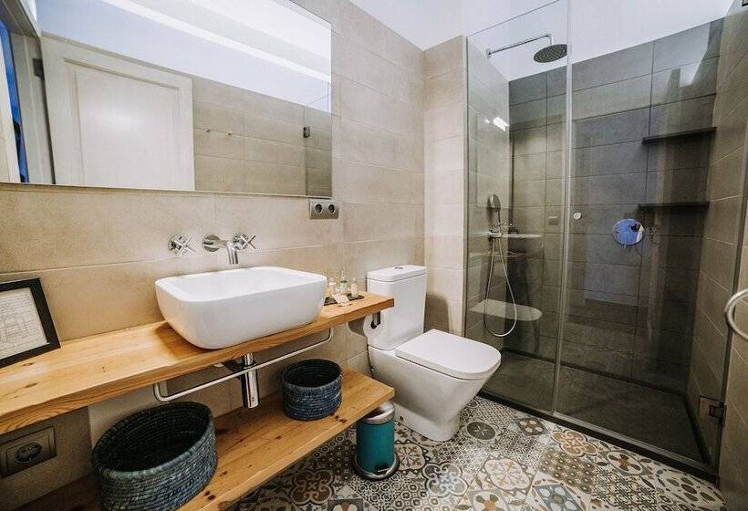 Номер Стандарт с Террасой, Petit Hotel 5 Fars