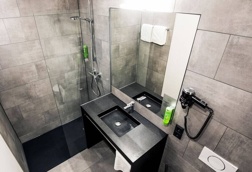 스탠다드 룸, Riku Hotel Ulm