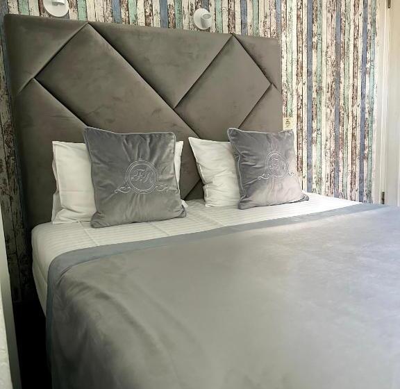 اتاق استاندارد, Family Residence Boutique