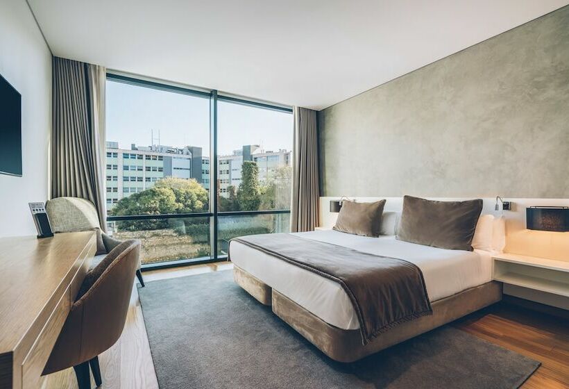Junior Suite, Iberostar  Selection Lisboa