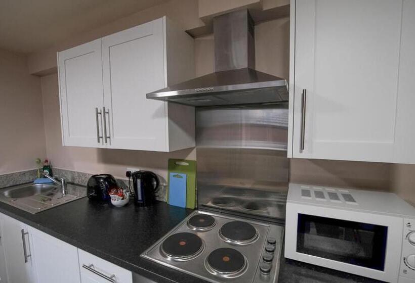 Апартаменты 2 Спальни, Morecambe Rooms