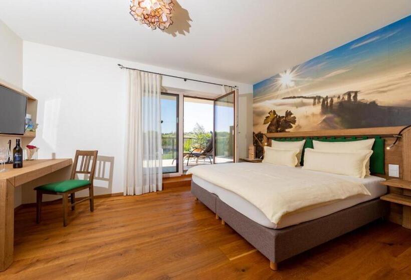 Номер Стандарт с Балконом, Weingut Und Gästezimmer Perner