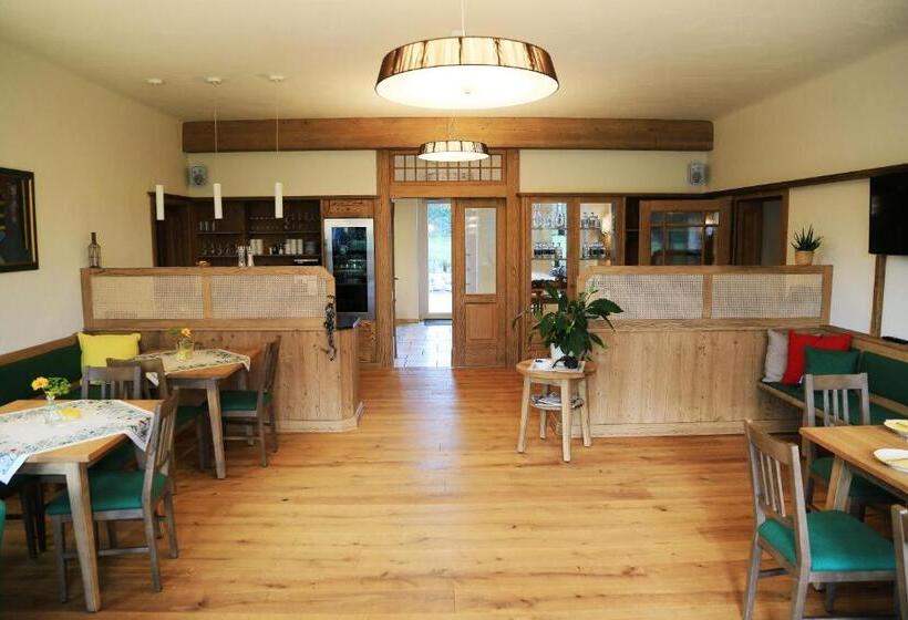 Номер Стандарт Вид на Горы, Weingut Und Gästezimmer Perner