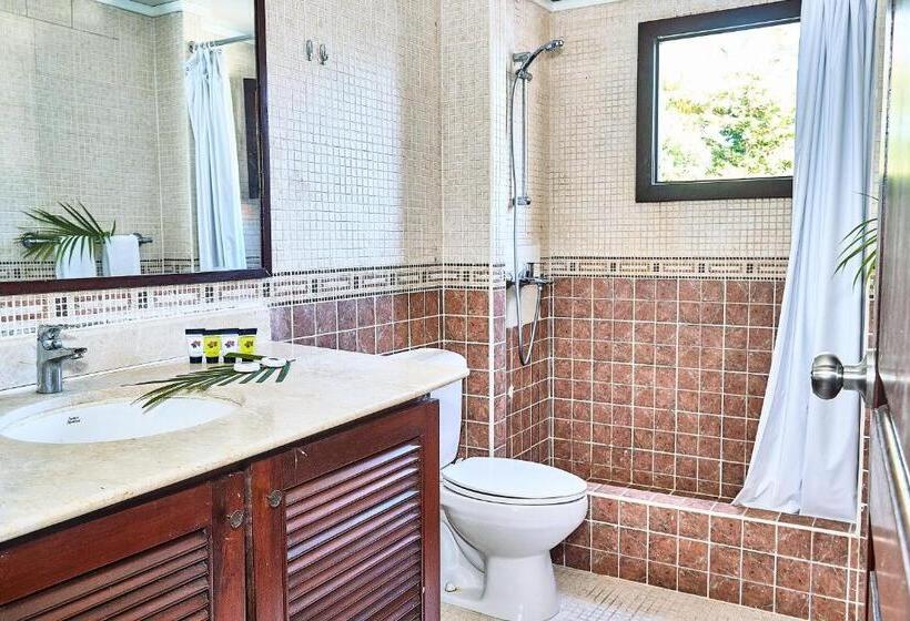 آپارتمان 1 خوابه با چشم‌انداز دریا, Los Corales Beach Village