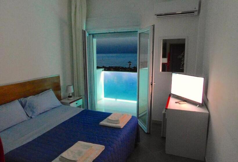 家庭间, Albergo Lido Diomedee