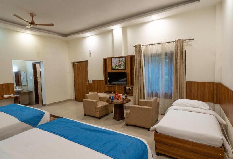Семейный Номер Вид на Сад, Winsome Resort & Spa Corbett