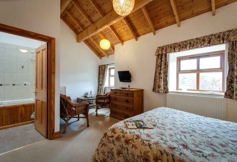 Номер Стандарт, Parr Hall Farm, Eccleston