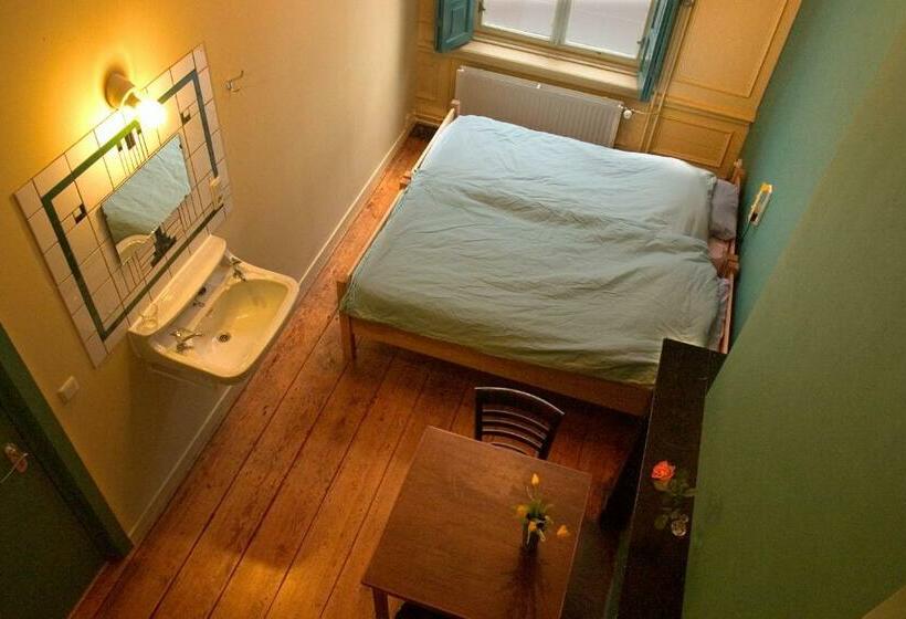 Номер Стандарт, Strowis Hostel
