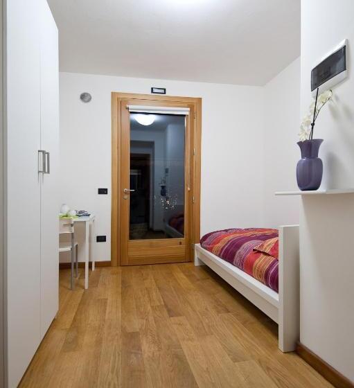 Одноместный Номер Вид на Сад, La Casa Di Linda