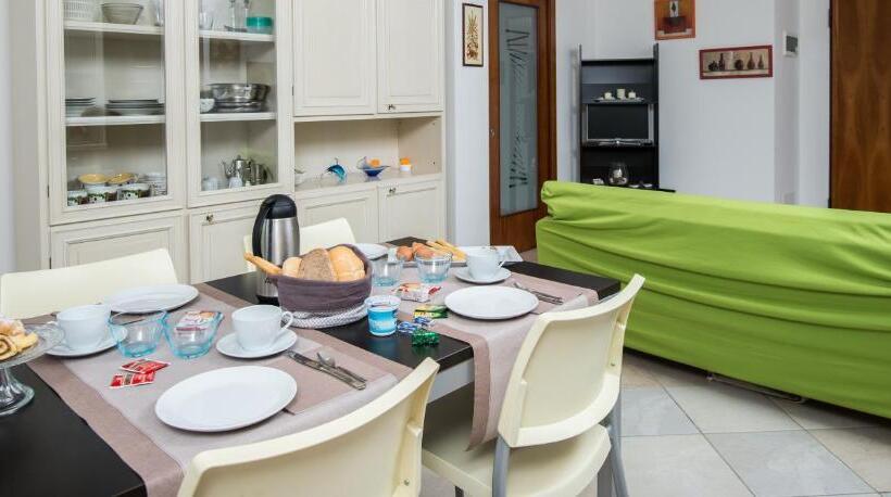 Апартаменты 2 Спальни с Террасой, La Casa Di Linda