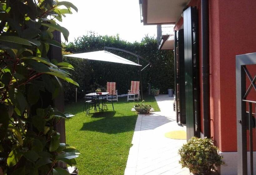 Номер Deluxe, La Casa Di Linda