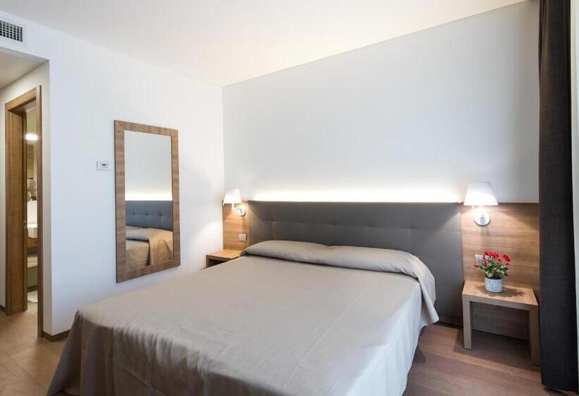 스탠다드 룸, Albergo Al Tarcentino