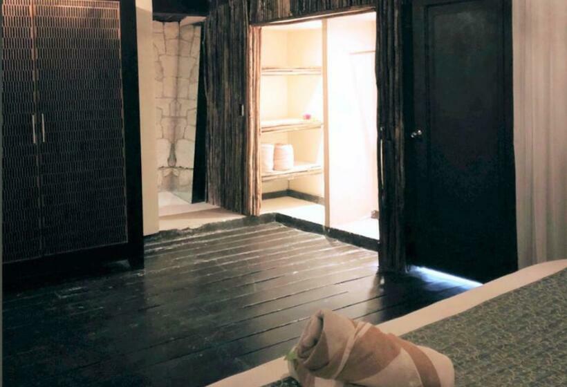 庭の見えるジュニアスイート, Villa Las Estrellas Tulum  Located At The Party Zone