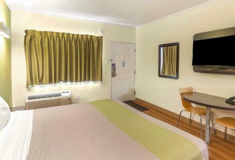 חדר סטנדרט עם מיטת קינג, Motel 6huntington, Wv
