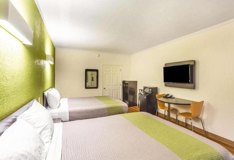 חדר סטנדרט מותאם לאדם עם מוגבלויות, Motel 6huntington, Wv