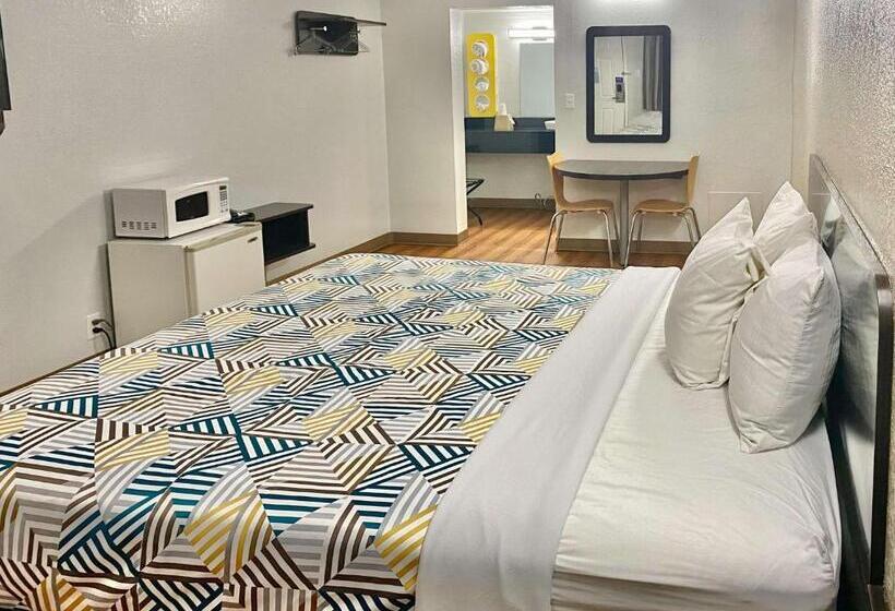 חדר סטנדרט עם מיטת קינג, Motel 6huntington, Wv