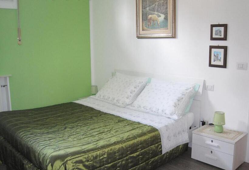 스탠다드 룸, Bed And Breakfast Lo Scrigno