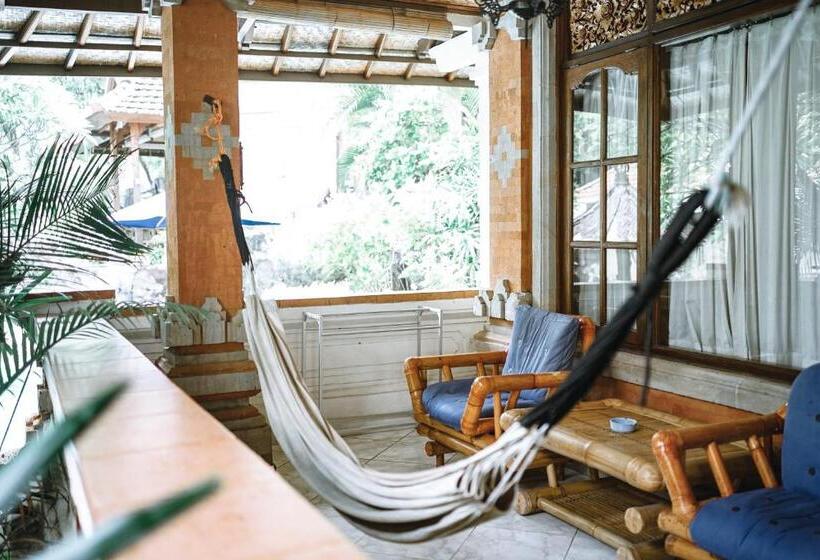스탠다드 발코니 룸, Amed Cafe & Hotel Kebun Wayan