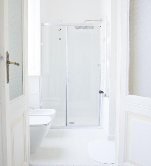 Номер Стандарт, B&b Angioy 18