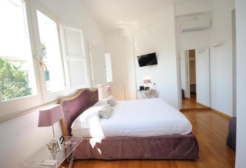 Номер Стандарт, Maremaris B&b