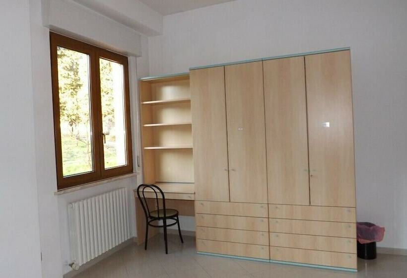 اتاق استاندارد, Ostello Il Volto