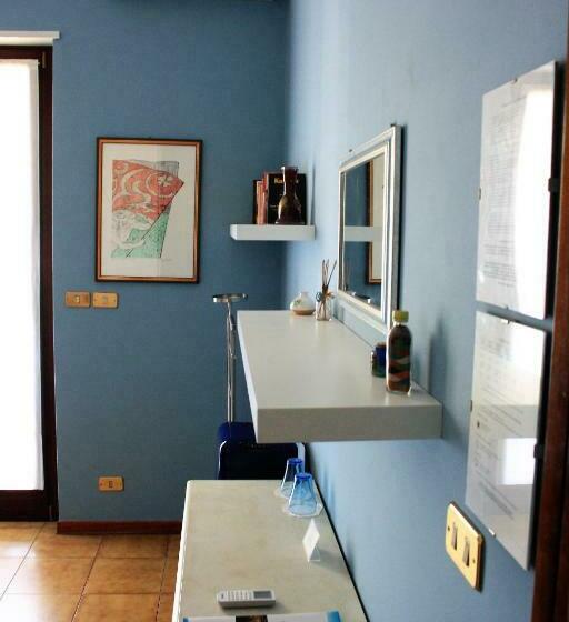 اتاق استاندارد با چشم‌انداز باغ, B&b Verdegiada