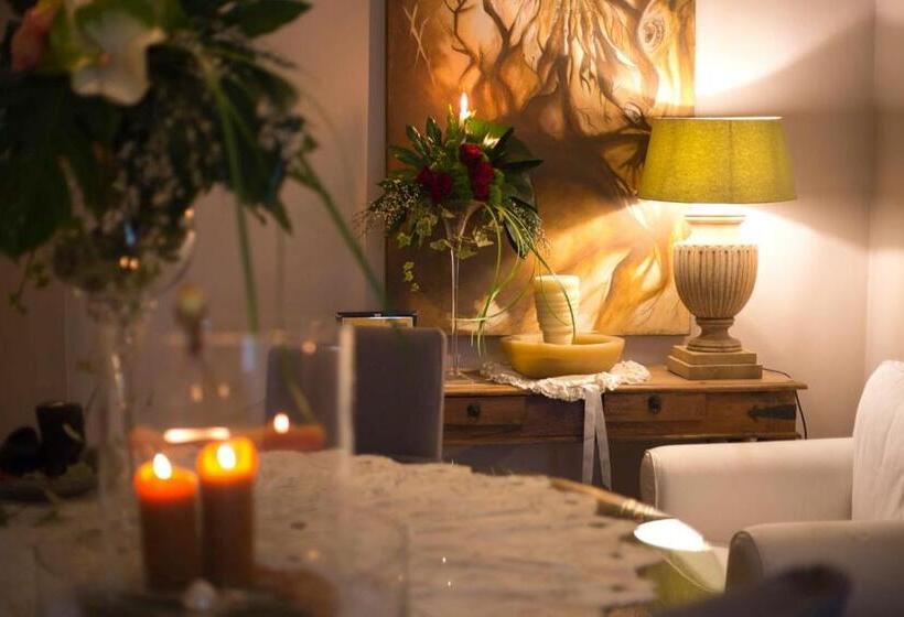 اتاق استاندارد, Corte Rossetti Le Dimore Luxury B&b