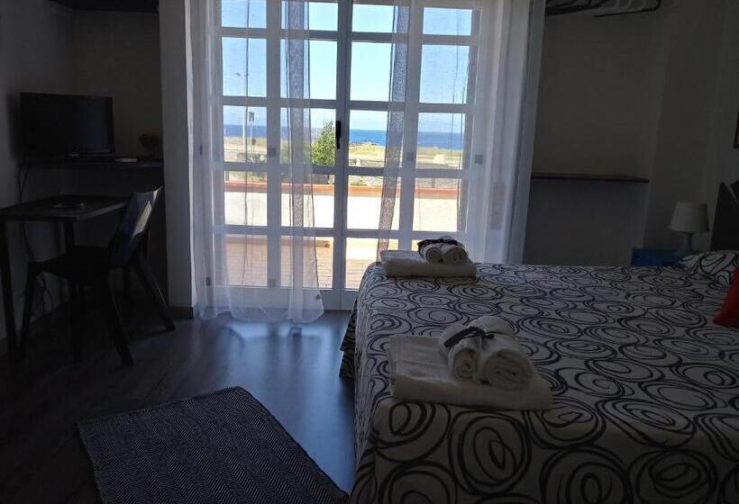Standard Triple Room, Idria B&b