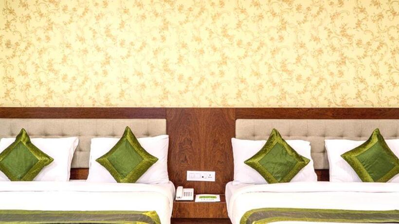 Семейный Номер, Pushpak Resort
