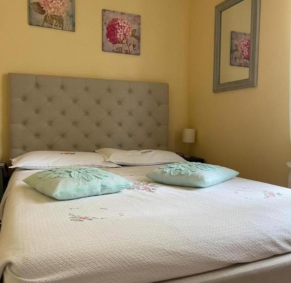Номер Стандарт с Террасой, B&b La Bianchina