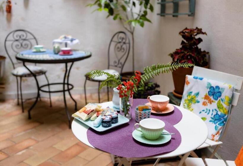 Номер Стандарт, B&b La Bouganville