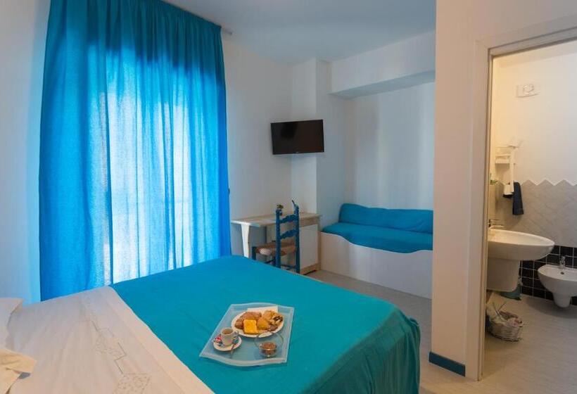 Chambre Triple Standard, Controvento Rooms