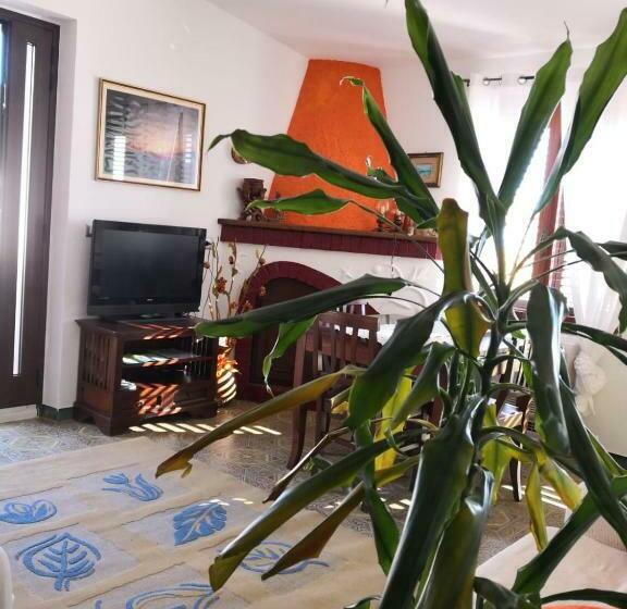 اتاق استاندارد چهار تخته, Karmabnb