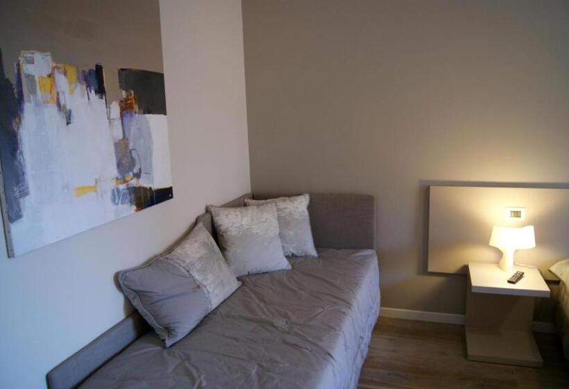 Номер Deluxe Одноместный, Daman Rooms & Breakfast