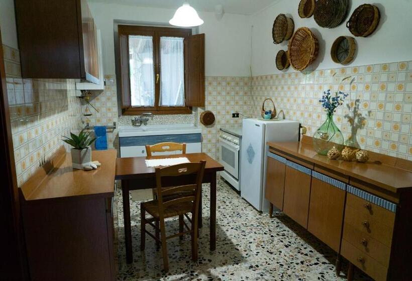 Апартаменты 1 Спальня, Bed & Breakfast Mafi