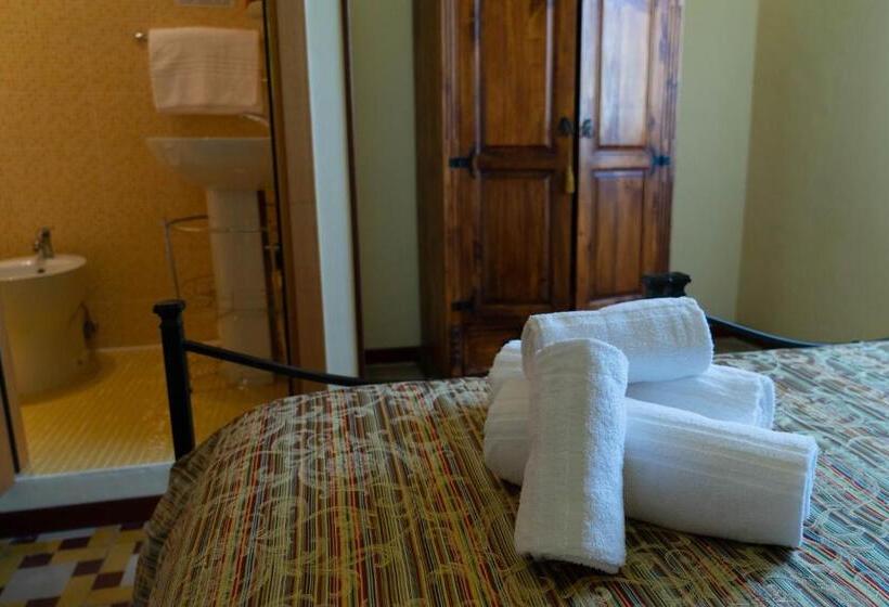 Номер Стандарт, Bed & Breakfast Mafi