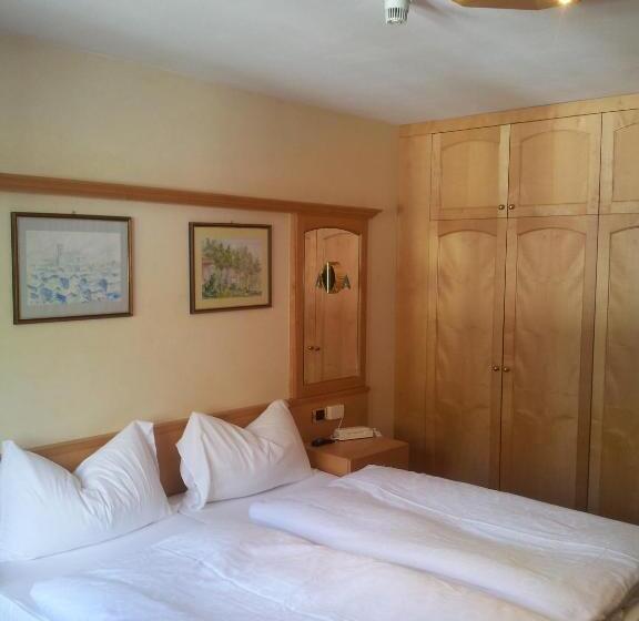 Номер Стандарт Вид на Горы, Chalet Brigitte B&b