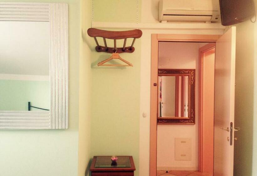 Номер Стандарт, B&b La Corte