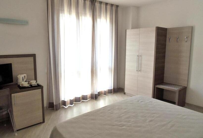 اتاق سوپریور با چشم‌انداز دریا, Lido Inn